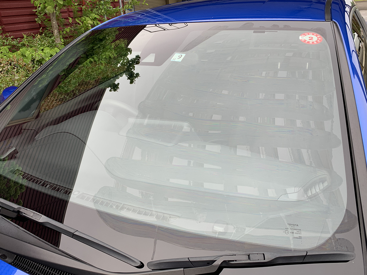 車も梅雨対策 ガラス撥水剤を塗る前の簡単油膜取りはコレ ソフト99広報ブログ 99ブロ