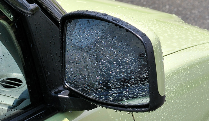 Annoying water droplets on side mirrors.