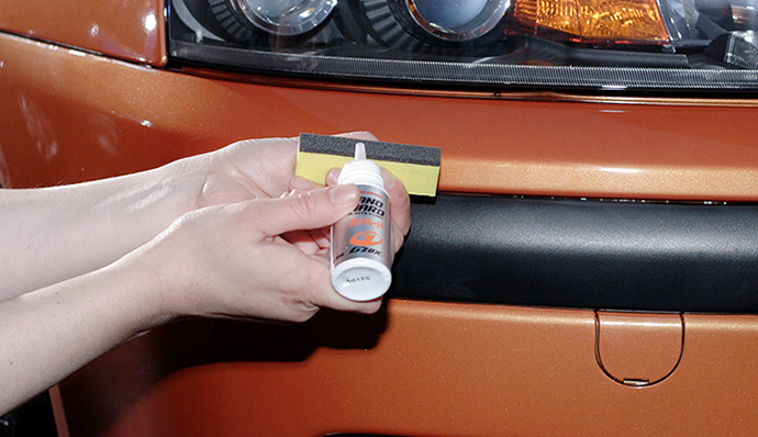 Plastic Trim Restorer - Permanently Restore Black Plastic Trim