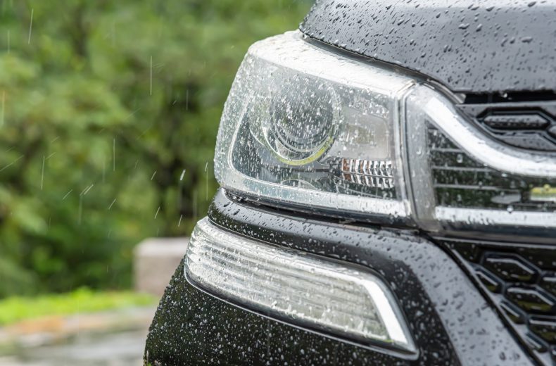 雨の日は洗車に向いていない デメリットや洗車のタイミングを解説 洗車コラム 洗車方法 洗車用品 洗車のサポートなら ソフト99洗車ナビ